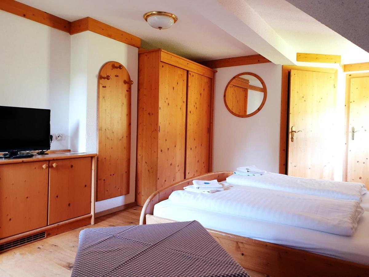 Landhotel Lacknerhof Mariapfarr Bagian luar foto