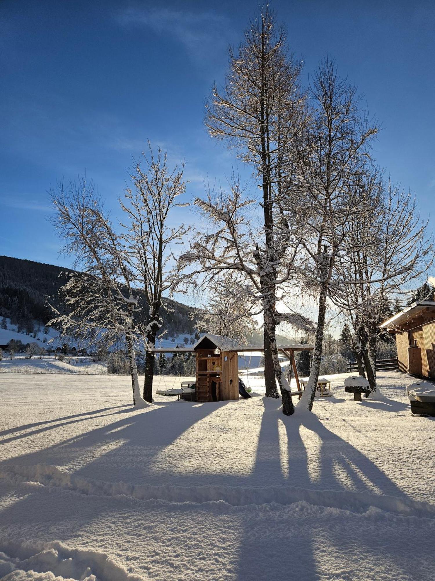 Landhotel Lacknerhof Mariapfarr Bagian luar foto