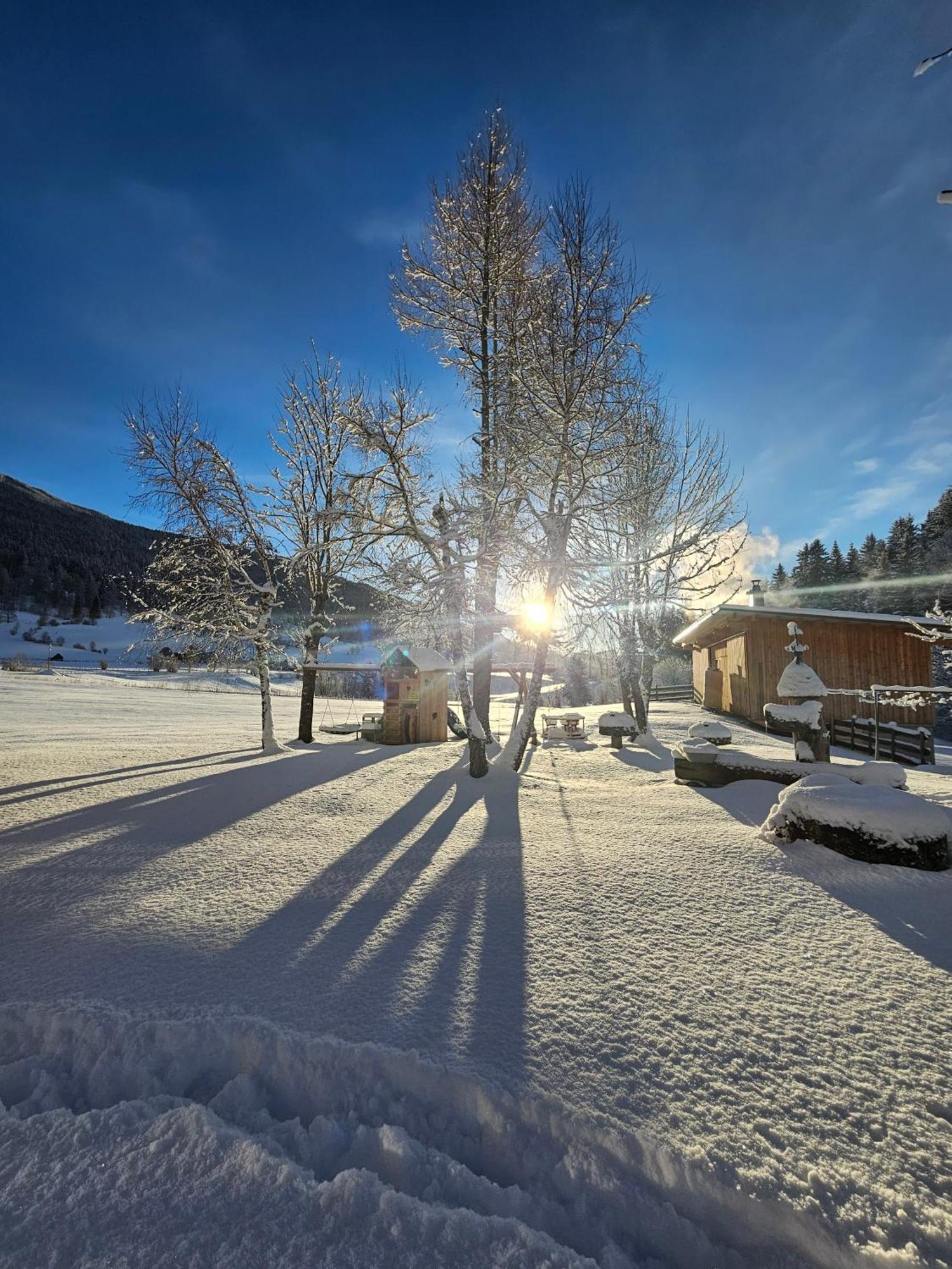 Landhotel Lacknerhof Mariapfarr Bagian luar foto